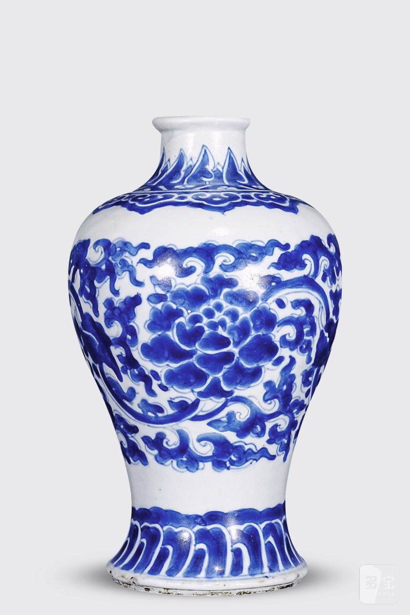 清康熙 青花缠枝花卉纹梅瓶 - 图1